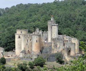 Balades en combi - Visite du château de Bonaguil